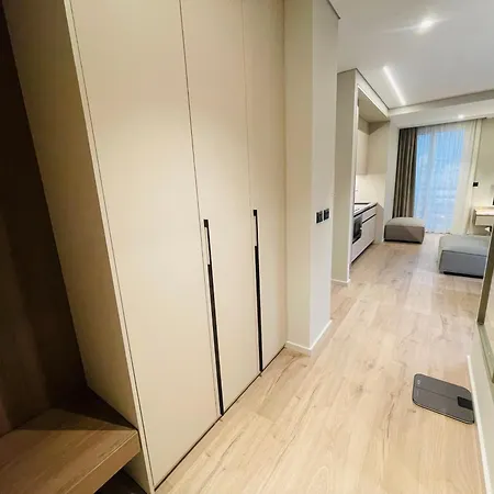 Two Steps Apartment *