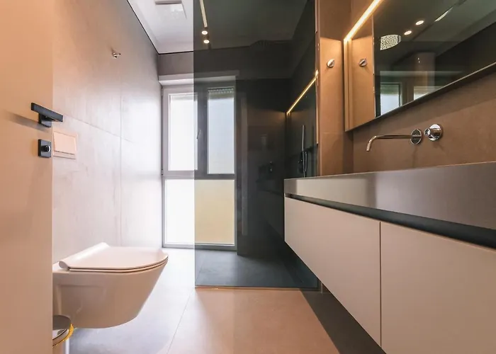 Apartment Two Steps *