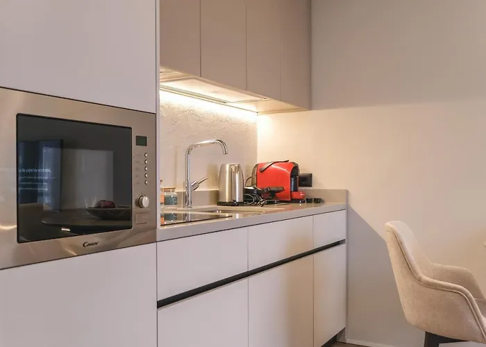 Two Steps Apartment *